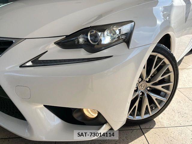 Lexus IS 2013-09 6676665-11