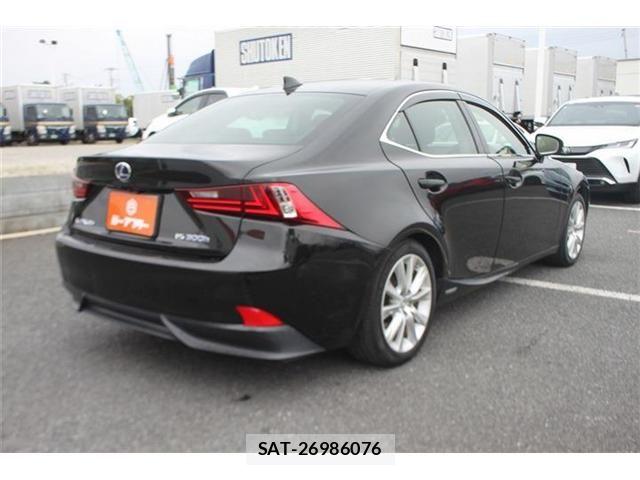 Lexus IS 2013-10 6676666-13