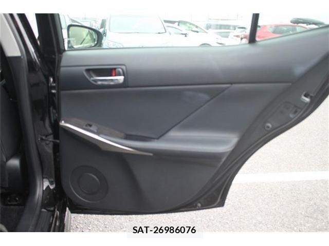 Lexus IS 2013-10 6676666-19