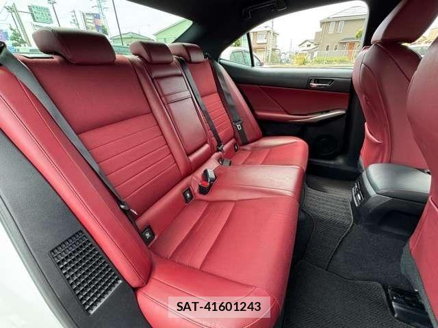 Lexus IS 2016-01 6716504-9