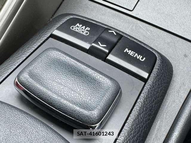 Lexus IS 2016-01 6716504-25