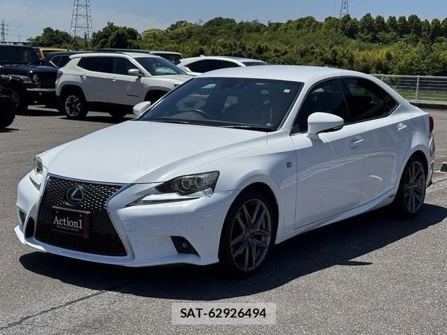 Lexus IS 2013-11 6716505-0