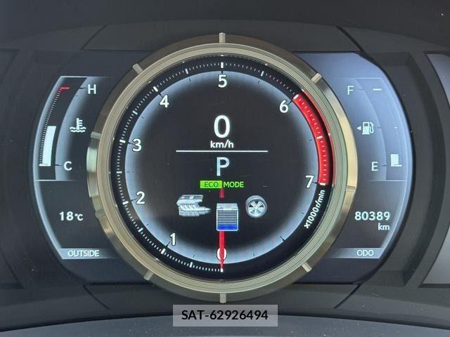 Lexus IS 2013-11 6716505-12