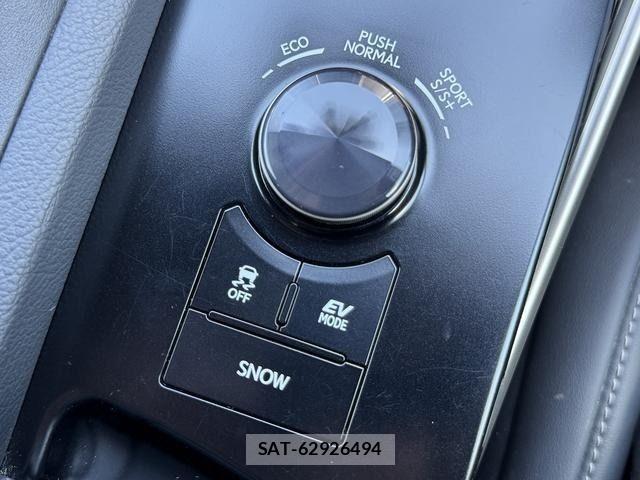 Lexus IS 2013-11 6716505-17