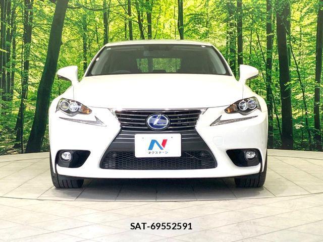 Lexus IS 2015-03 6752238-13