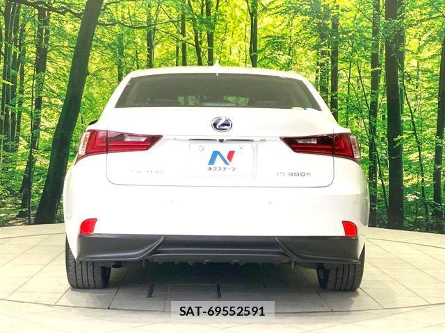 Lexus IS 2015-03 6752238-14