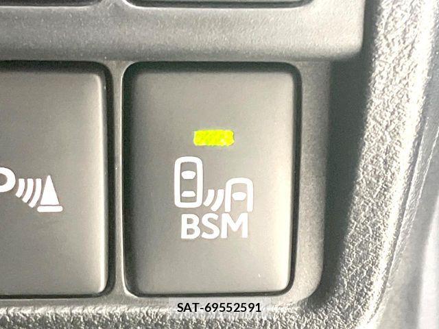 Lexus IS 2015-03 6752238-5