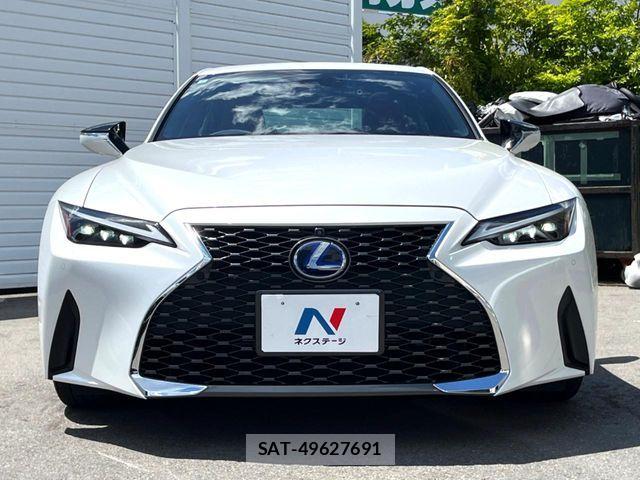 Lexus IS 2021-03 6815680-14