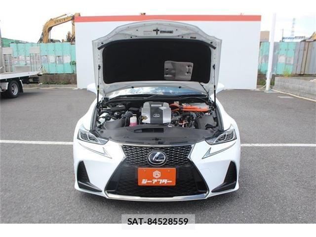 Lexus IS 2018-01 6815688-28