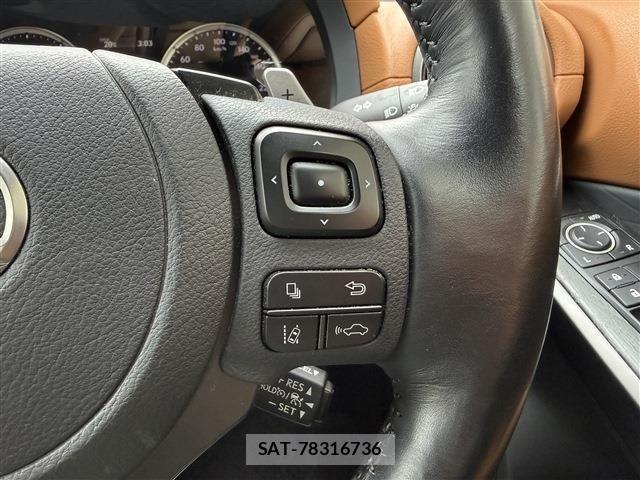 Lexus IS 2021-08 6907685-14