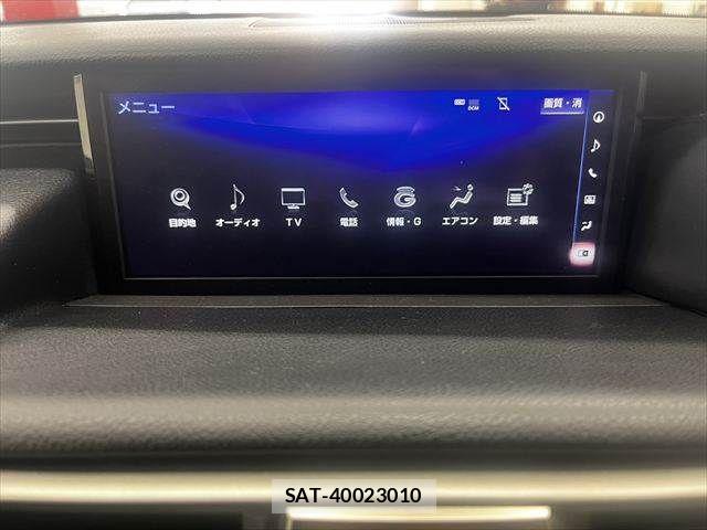 Lexus IS 2018-01 6907696-5