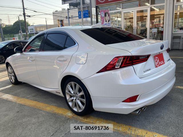 Lexus IS 2013-10 6907703-9
