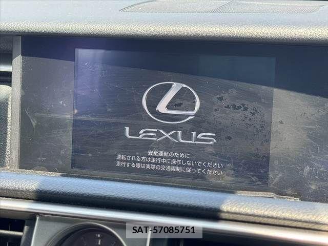 Lexus IS 2013-07 6907697-2