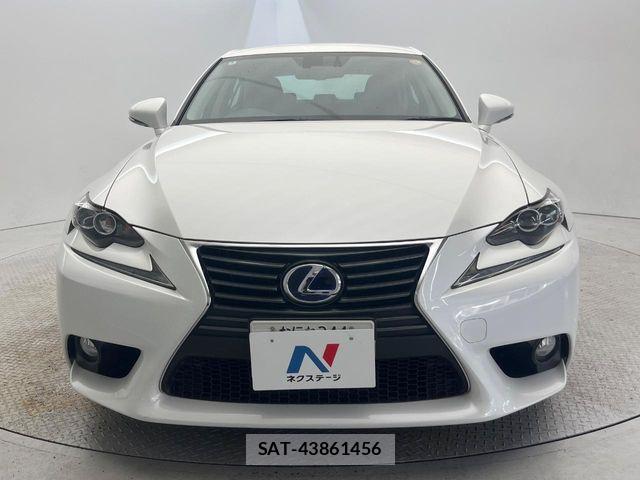Lexus IS 2014-03 6907699-14
