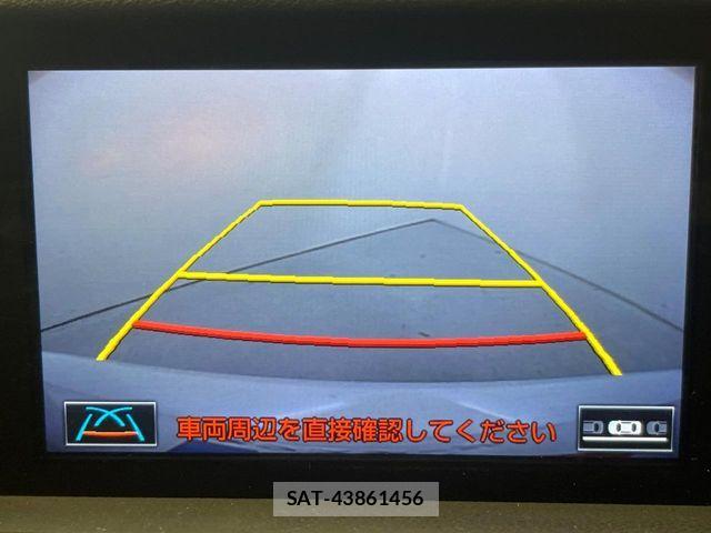 Lexus IS 2014-03 6907699-3
