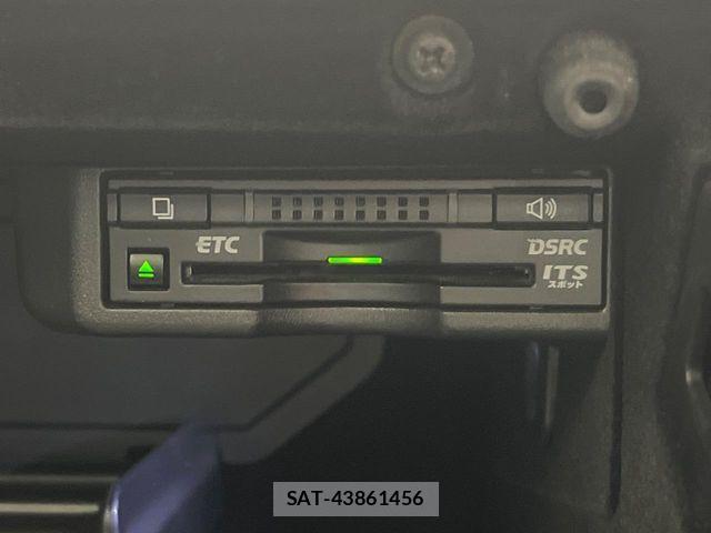 Lexus IS 2014-03 6907699-7