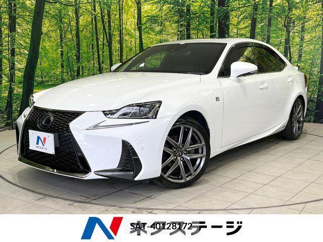 Lexus IS 2017-05 6907695-0