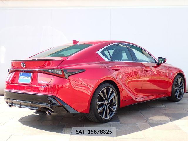 Lexus IS 2023-01 6907684-2