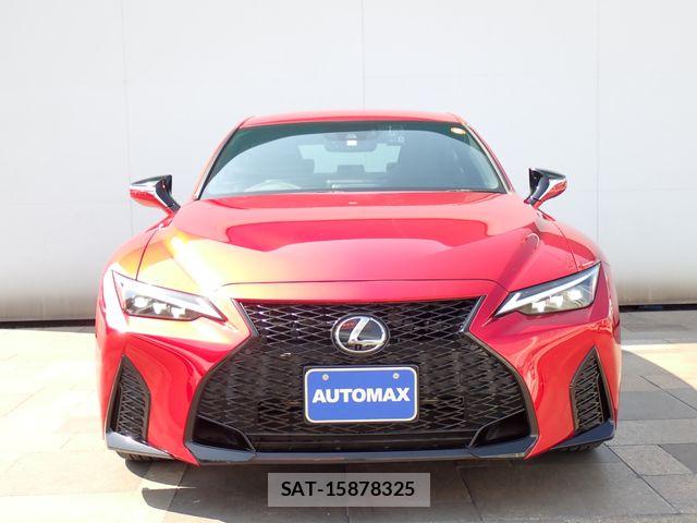 Lexus IS 2023-01 6907684-3