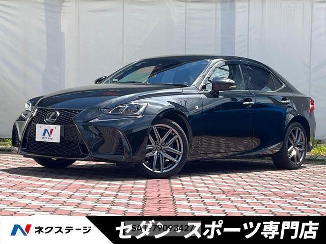 Lexus IS 2017-10 6907686-0