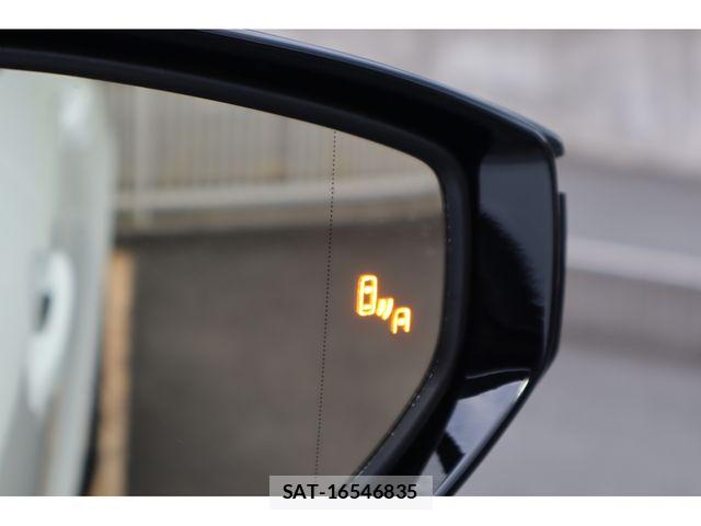 Lexus IS 2025-01 6995037-18