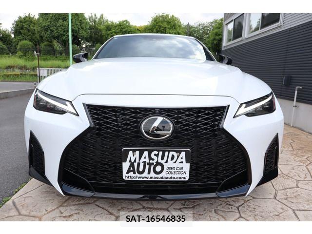 Lexus IS 2025-01 6995037-1