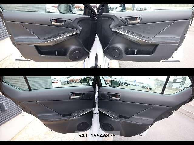 Lexus IS 2025-01 6995037-25