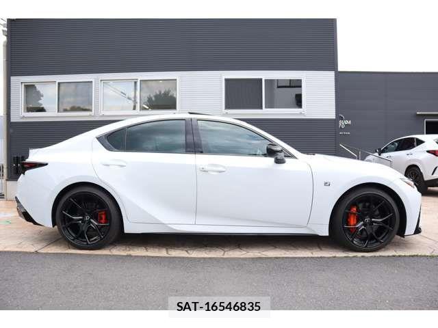 Lexus IS 2025-01 6995037-3