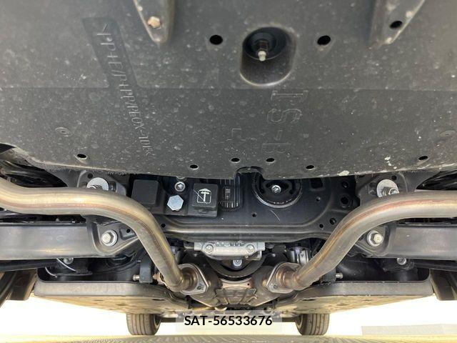 Lexus IS 2022-11 6995095-18