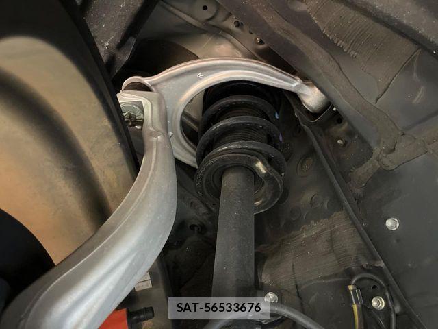 Lexus IS 2022-11 6995095-19