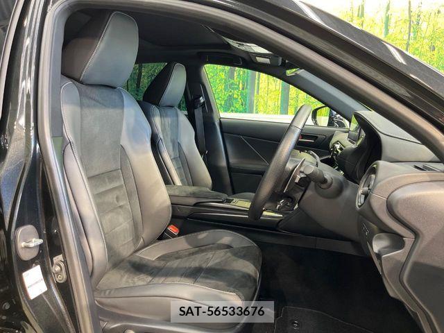 Lexus IS 2022-11 6995095-8