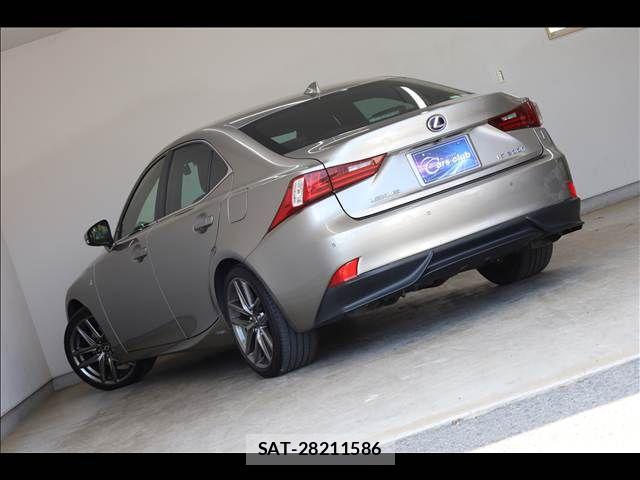 Lexus IS 2014-03 7020762-10