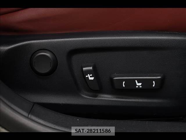 Lexus IS 2014-03 7020762-8