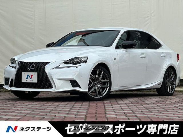 Lexus IS 2013-11 7020761-0