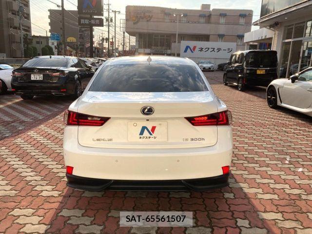 Lexus IS 2013-11 7020761-14