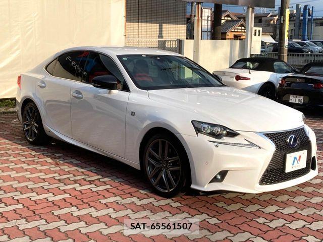 Lexus IS 2013-11 7020761-15