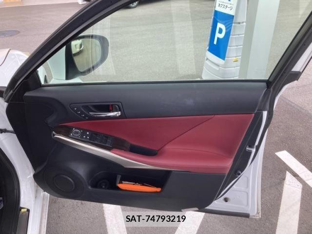 Lexus IS 2013-10 7059251-14