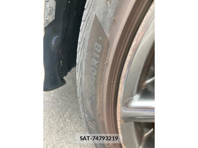 Lexus IS 2013-10 7059251-7