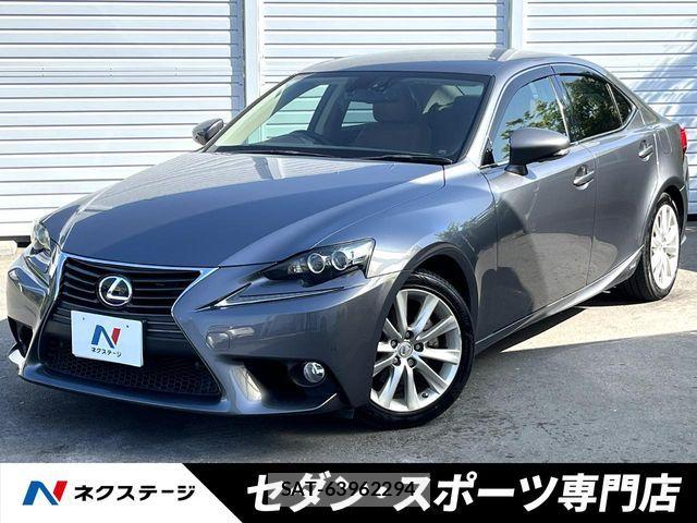 Lexus IS 2013-11 7059246-0
