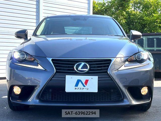 Lexus IS 2013-11 7059246-15