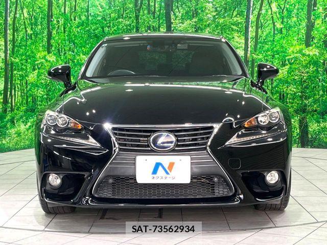 Lexus IS 2013-06 7059248-15
