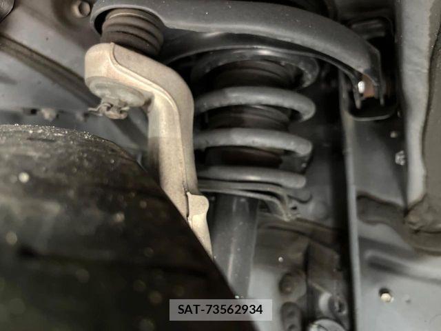 Lexus IS 2013-06 7059248-19