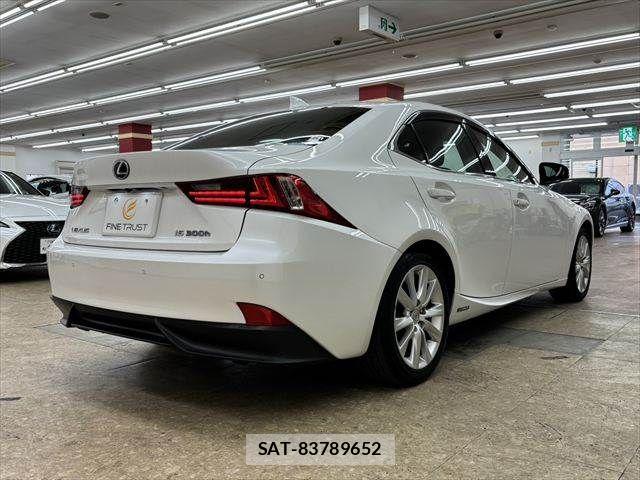 Lexus IS 2013-08 7059250-17