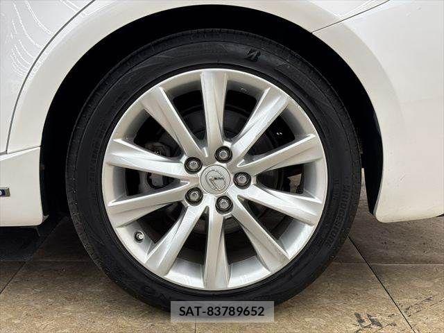 Lexus IS 2013-08 7059250-27