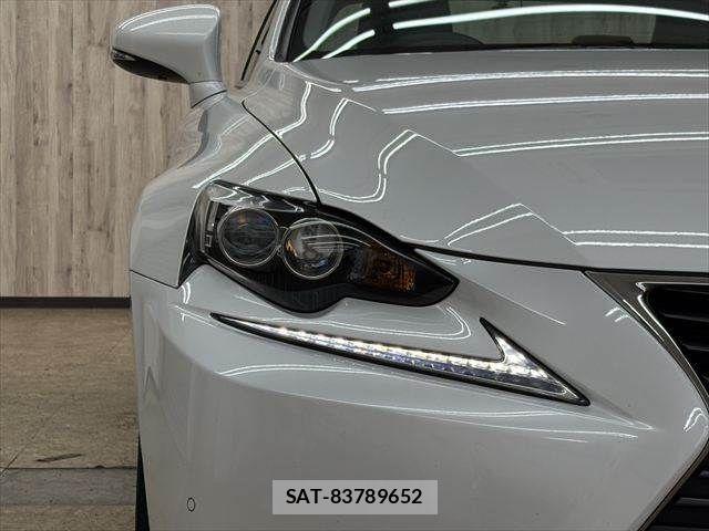Lexus IS 2013-08 7059250-29