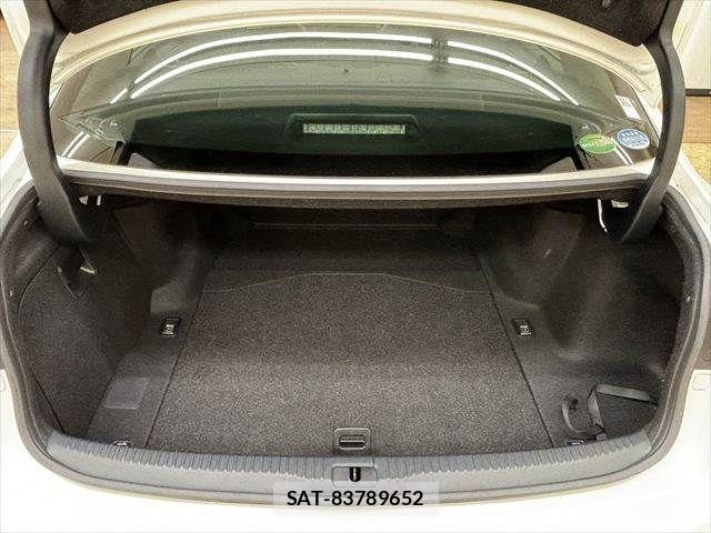 Lexus IS 2013-08 7059250-8