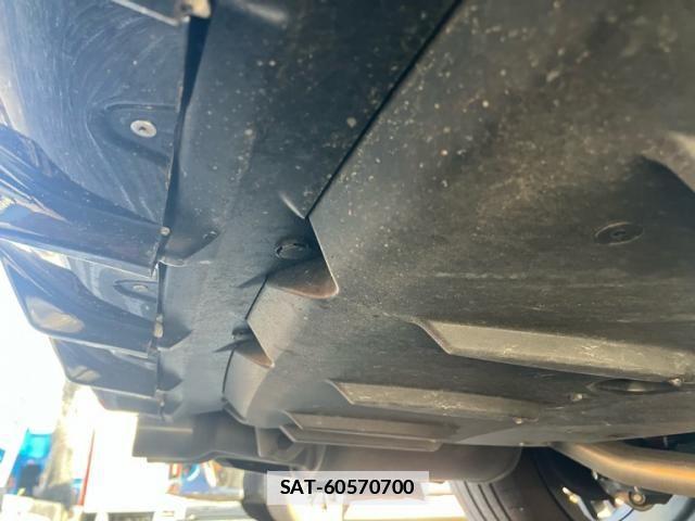 Lexus IS 2022-01 7059242-15