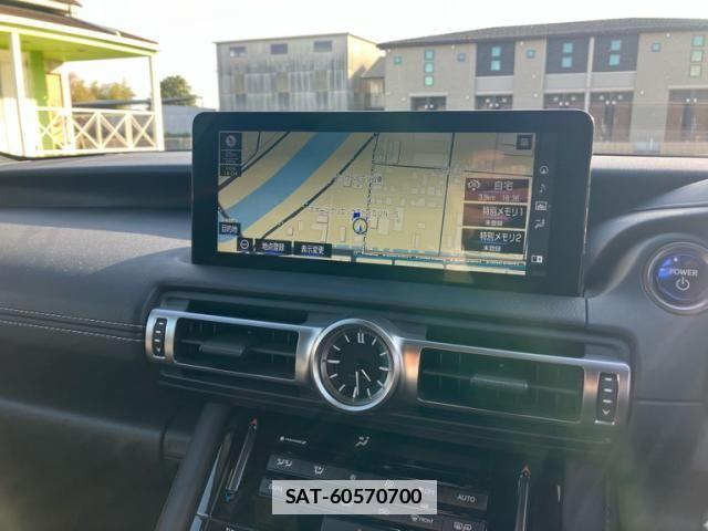 Lexus IS 2022-01 7059242-24
