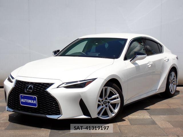 Lexus IS 2023-06 7220950-0