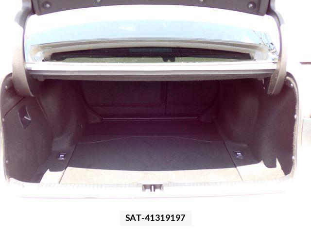 Lexus IS 2023-06 7220950-26